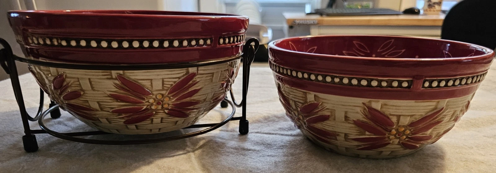 Temptations Old World By Tara Basket Weave Nesting Bowls With Wire Holder