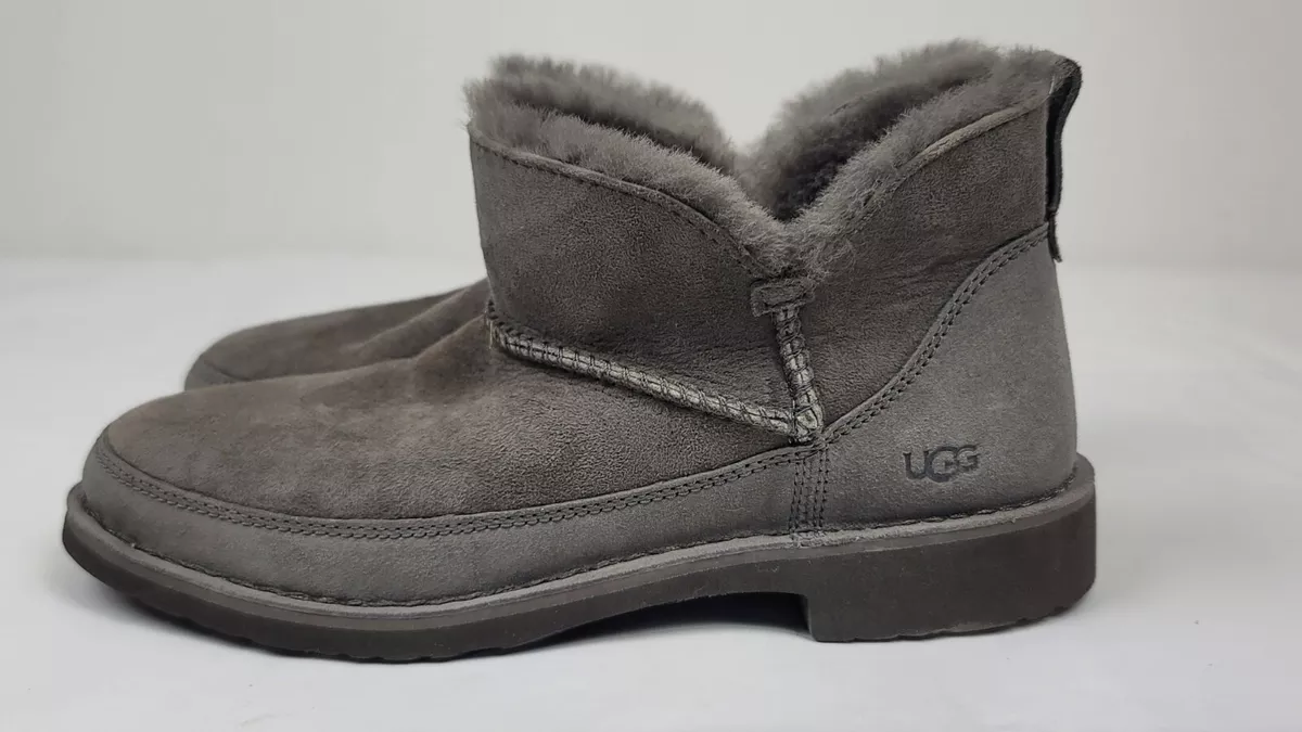 UGG Women s Melrose Shearling Suede Pull On Ankle Bootie Gray Size