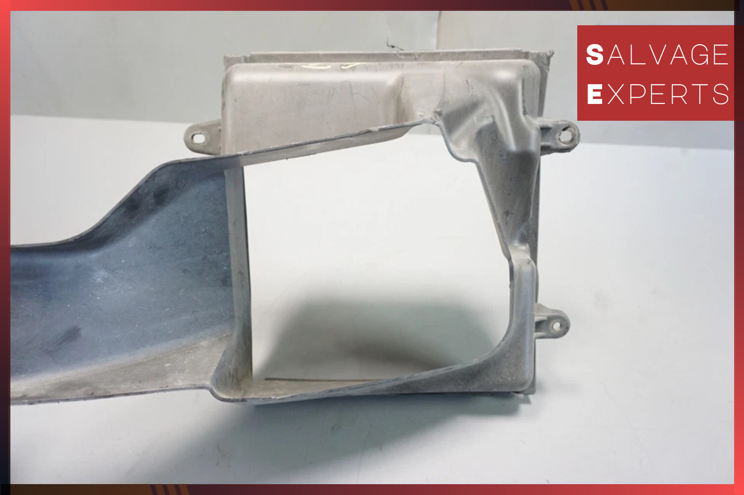 Maserati Ghibli 2014-2018 Front Left Shroud duct P/N 670004140