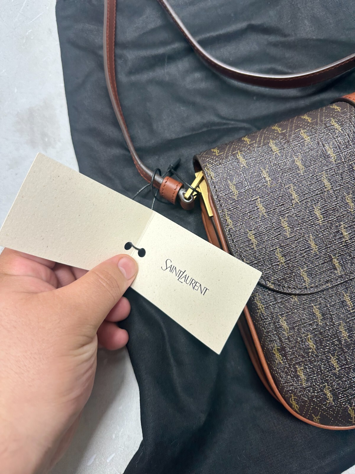 Borsa a tracolla SAINT LAURENT Saint Laurent Le Monogram 568604 pelle