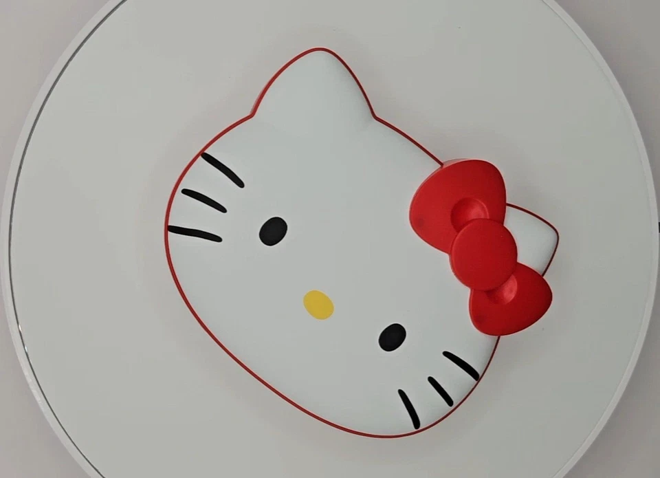 Banco de energía calentador de manos Hello Kitty Foto 4 de 4