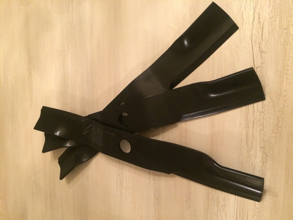Aftermarket blades for Kubota72 Pro mower ZD28 zero turn K5677