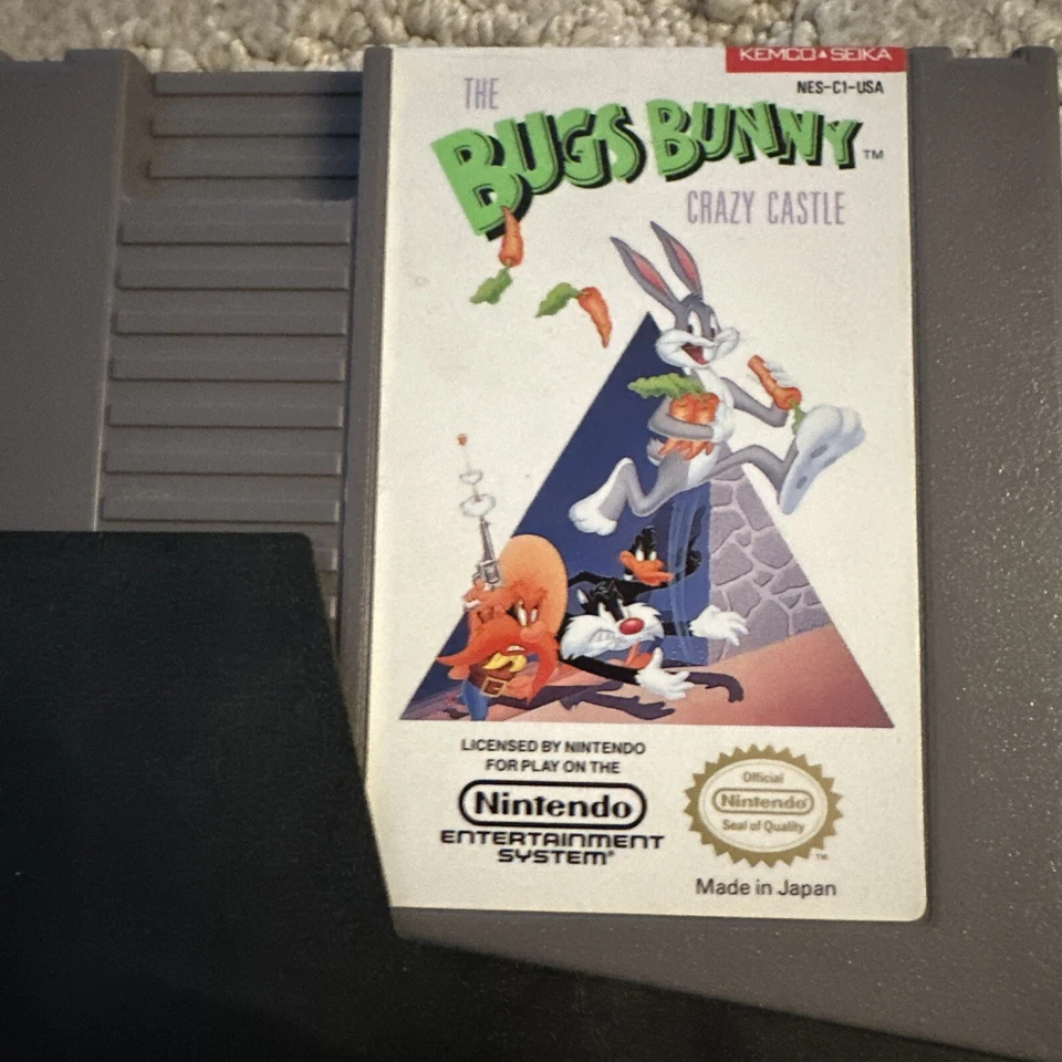 nintendo nes games lot Bugs Bunny, Top Gun, Caveman Games, Q*bert, Mach Rider , - Image 2 of 4