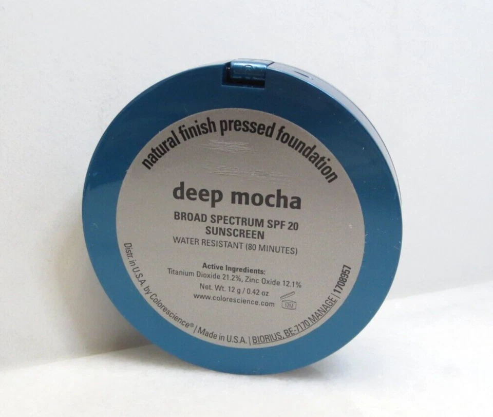 COLORESCIENCE NATURAL FINISH PRESSED FOUNDATION SPF 20 DEEP MOCHA 0.42 OZ DETAIL - Image 4 of 4