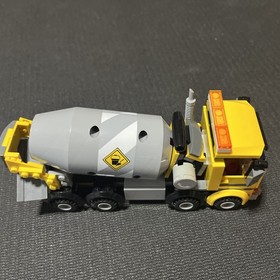 LEGO CITY: Cement Mixer (60018)