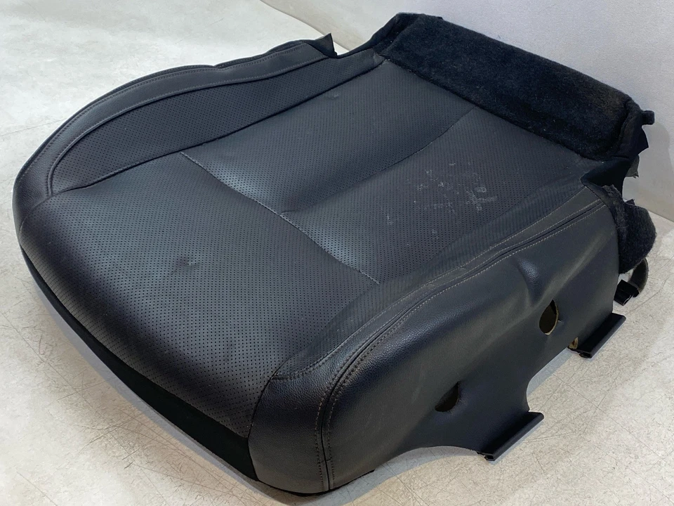 Cubierta inferior del asiento del conductor delantero térmico 2131318X OEM para Nissan Rogue 2016-2017 Foto 4 de 4