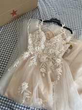 Beautiful Prom/ Wedding Dress Size 10