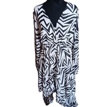 Kardashian Kollection "Dare-to-Wear" High-Low Deep V-neck Dress - L (small flaw)