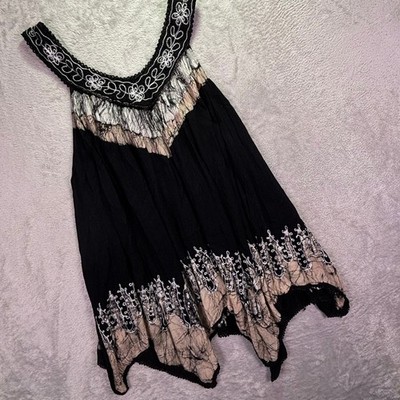 Advance Apparels Women Tunic Free Size Black Batik Embroidered Sharkbite Hem