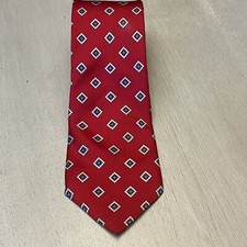 Burberry Men  s Red Diamond Print 100 Silk Hand Sewn USA Authentic Tie