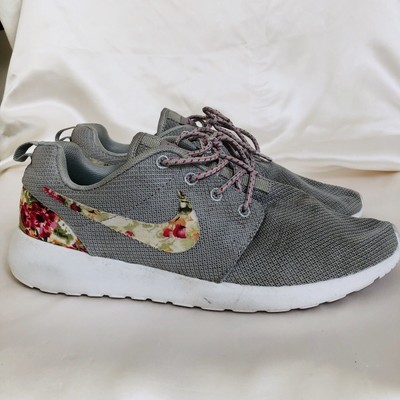 nike roshe floral