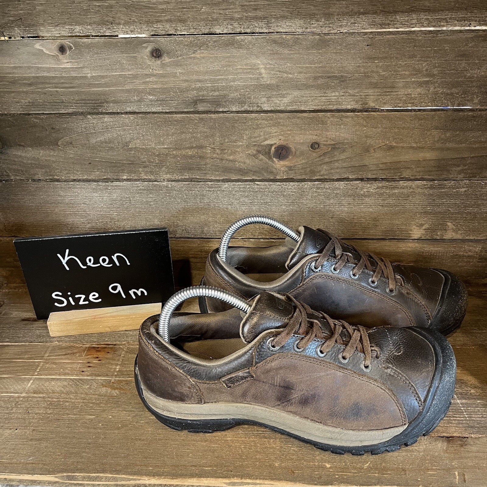 Scarpe da donna Keen Briggs in pelle marrone stringate da passeggio outdoor sneakers taglia 9 M