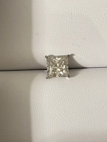 Princess Cut Real Loose Moissanite. 8mm Square Princess 2CTW - Picture 3 of 3