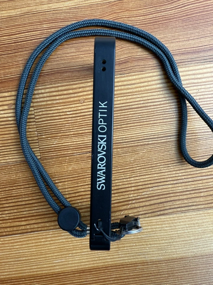 Adaptador digiscoping Swarovski para iPhone 5 Foto 2 de 3