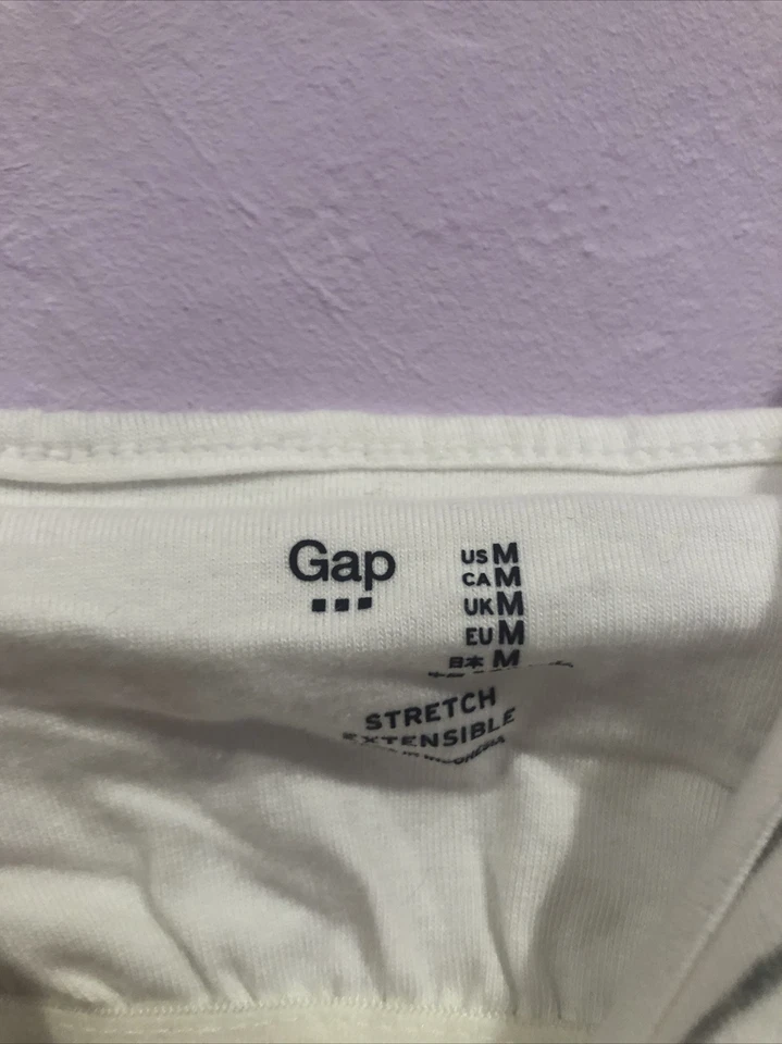 Regata feminina Gap Body tamanho M elástica extensível nova com etiquetas - Imagem 3 de 3