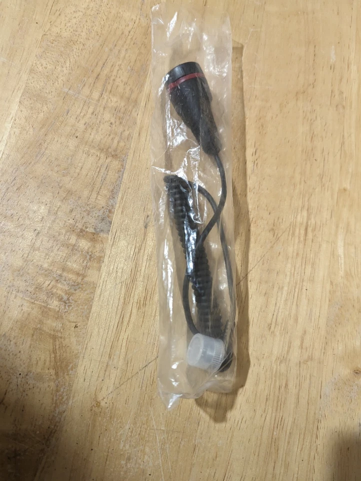 Genuine brand new Konica Remote Shutter Release Trigger Cord black red - Image 2 of 4