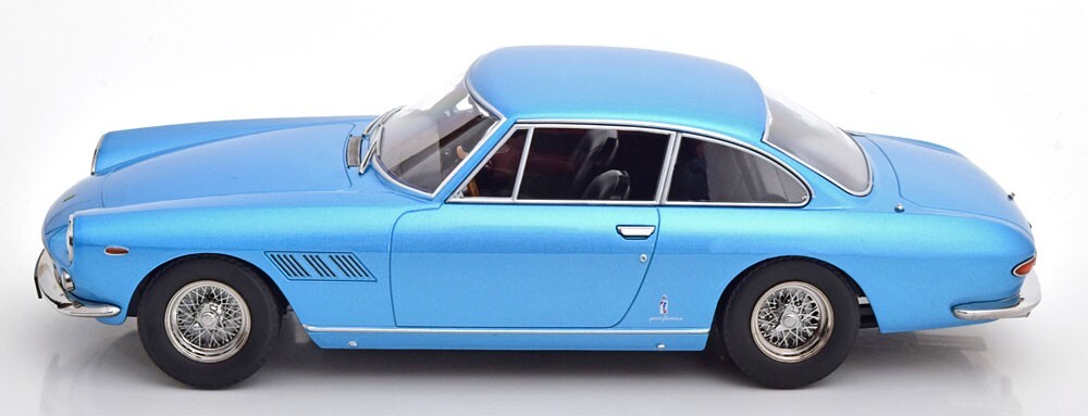 1964 FERRARI 330 GT 2+2 LIGHT BLUE METALLIC 1:18 KK SCALE