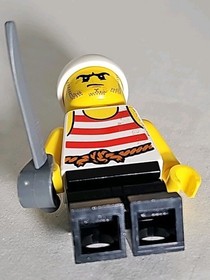 Lego Pirate figure PI169 From 40158 LEGO Chess Set. Black Pants
