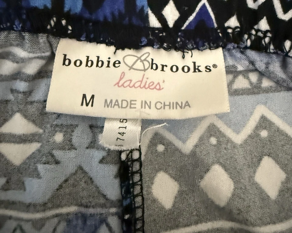 Bobbie Brooks Women’s Blue Patterned Leggings - Size M - Image 3 of 4