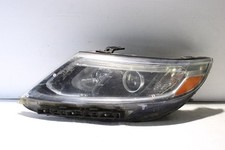 2014-2015 Kia Sorento Halogen Left Side Headlight Assembly Oem 921011u500