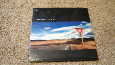 Pearl Jam Yield SEALED Original U.S. 1988 First Pressing Epic E 68164 Promo Hole