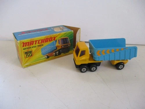Matchbox Lesney Superfast SF50 Articulated Dump Truck- WITH LABEL, boxed