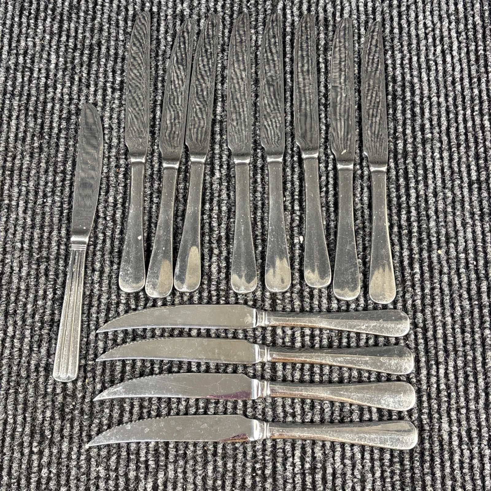 13 Wallace Indonesia knives knife serrated dinner cutlery flatware