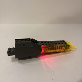 LEGO 6907 Space Insectoids Sonic Stinger 1998 w/ Minifigure, Manual Lights Works