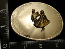 LH28164 GREAT VINTAGE  SQUARE DANCERS  OVAL SHAPE SILVERTONE BELT BUCKLE