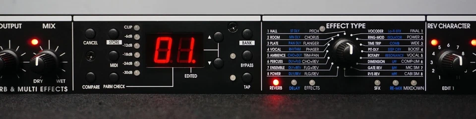 Zoom RFX-2200 Digital Reverb + Multi Effects Processor 1U Rack Mount FX - Image 3 of 4