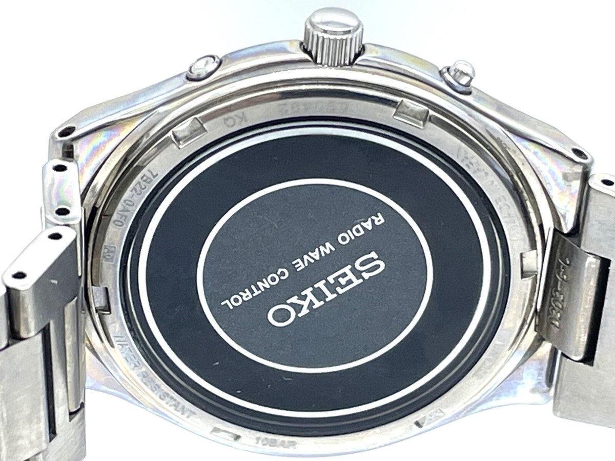 SEIKO Radio Wave Control Solar Titanium Men's Watch 2.5oz SEIKO Radio Wave Control Solar Titanium Men's Watch 2.5oz