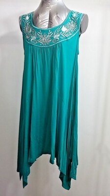 Lockeres Träger-Kleid mit Stickerei von Nomads Clothing FJ48