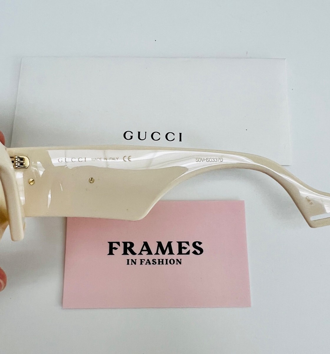GUCCI 0629 Ivory Gold Logo Oversized Round Chunky Unisex GUCCI 0629 Ivory Gold Logo Oversized Round Chunky Unisex