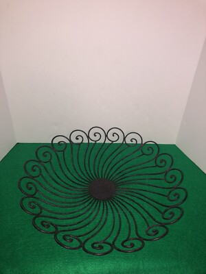 Wire Metal Platter 15 1/2  W