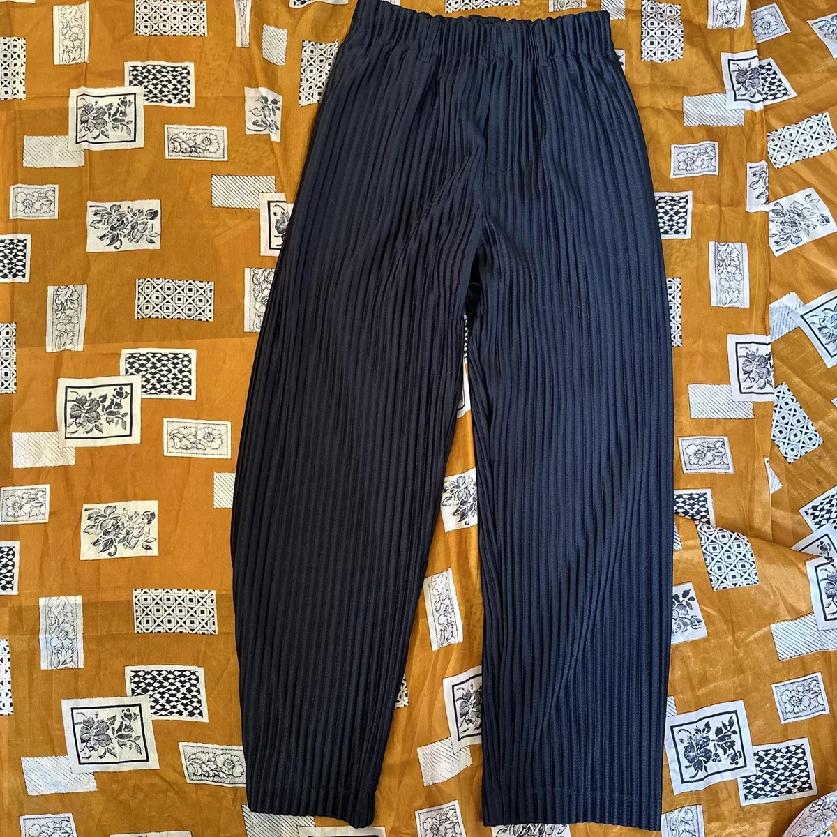 Homme Plisse Issey Miyake JF150 Pleated Trousers Size 1 Mens - black