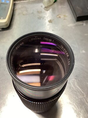 Vivitar Series 1, 70-210 mm Macro Focus Auto Zoom Camera Lens