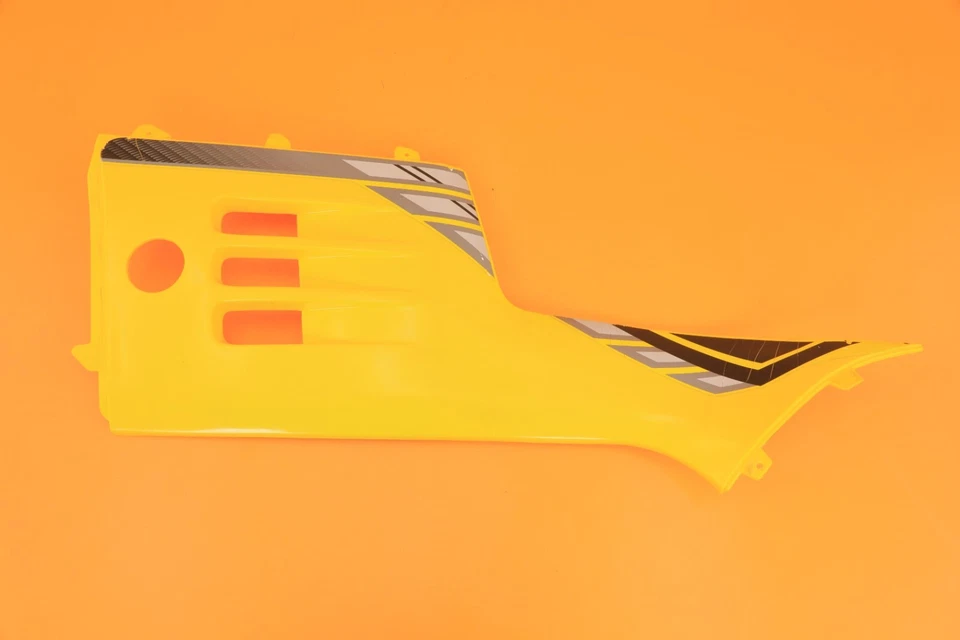 04-05 2005 Trail Boss 330 OEM plástico lateral izquierdo derecho cubierta paneles Foto 2 de 4