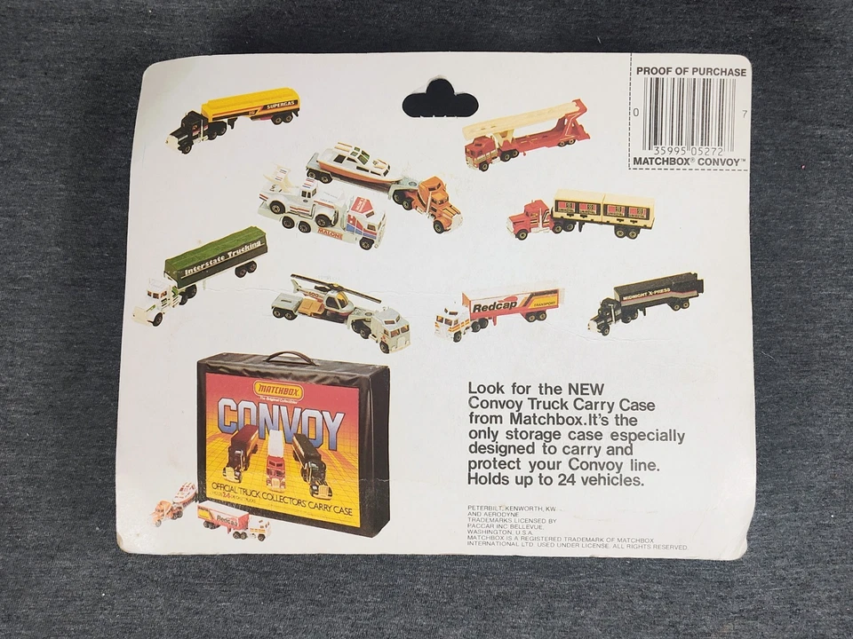 Matchbox Convoy Peterbilt Semi Truck with Federal Express Containers NIP - Image 4 of 4