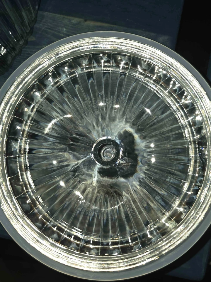 Dispensador de bebidas Pioneer Woman Adeline vidro 2,1 galões transparente em relevo floral - Imagem 4 de 4