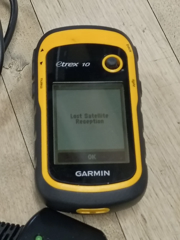 Garmin eTrex 10 Handheld GPS Receiver 2.2" Display Hiking Camping Tested - Image 2 of 4