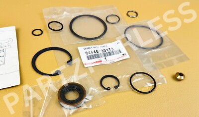 【専用】　New jersey様 04446-30173 TOYOTA GENUINE GASKET KIT, POWER STEERING PUMP