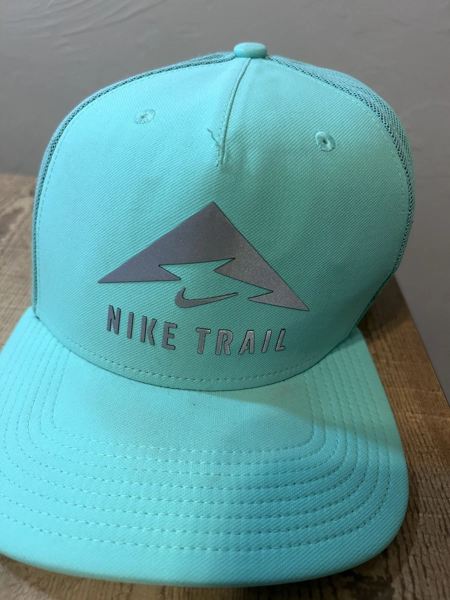 Nike Dri FIT Pro Trail Trucker Hat Green