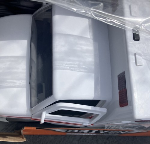 DRIVEN by Battat RC Midrange Ambulance - Picture 7 of 13