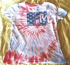 WOMEN/LADIES' RED, WHITE & BLUE  MTV TEE -2020 VIACOM INTERNATIONAL INC. 