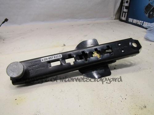 Audi A8 D2 97-02 pre-facelift NS left rear seat belt height adjustment 4D085783 - 第 1/4 張圖片