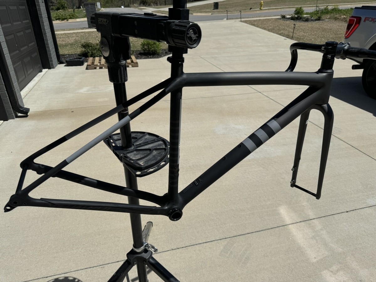 ジャンク】2019 S-Works CruX Frameset49size