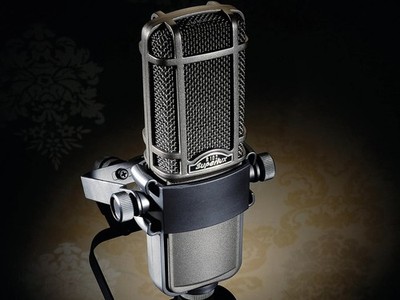 New Superlux R102 Ribbon Microphone with XLR Cable & shock mount - Buy it NOW!