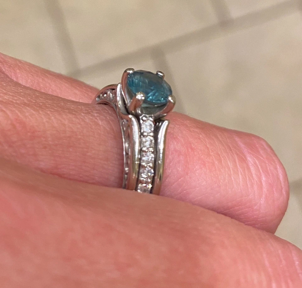 Montana Blue Sapphire Engagement Ring and Jacket 14K White — 第 3/3 张图片