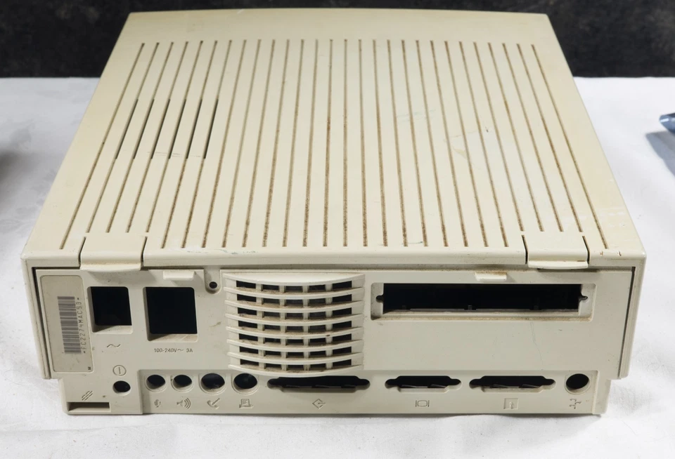 Vintage Apple Macintosh IIsi empty case AC53 - Image 2 of 4