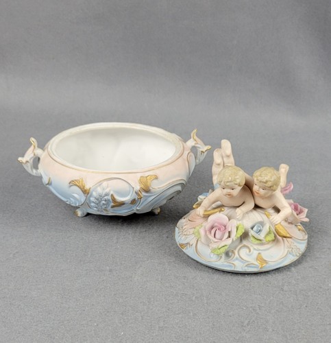 Vintage Biskuitporzellan 3 Fuß Schmuck Kommode Schatulle Cherub Capodimonte Stil Rosen - Bild 8 von 11